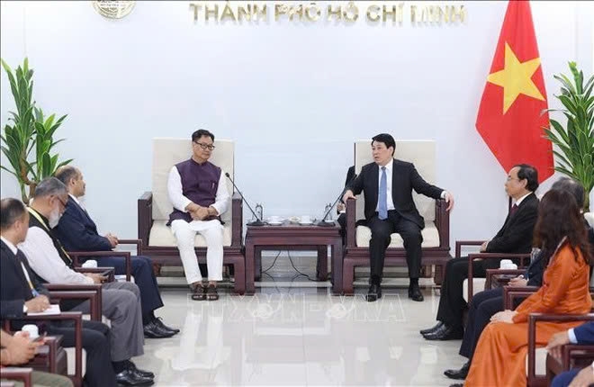 State President receives Indian minister of parliamentary affairs, minority affairs